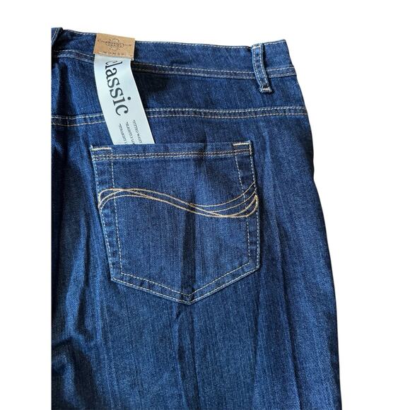 NWT Charter Club Classic Jeans Women's Size 18 W Dark Wash Straight Leg Pants - Picture 9 of 10